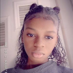 Meet your Posher, Fati